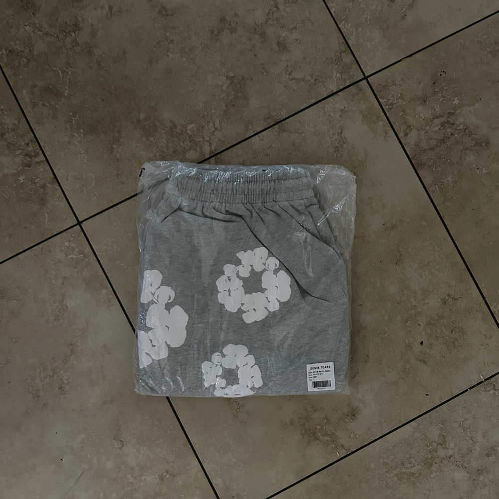 Denim Tear Shorts , Size Large and Brand New in packing.